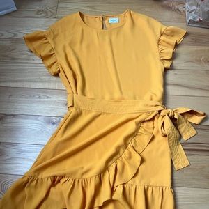 Sunshine yellow Aritzia summer dress
